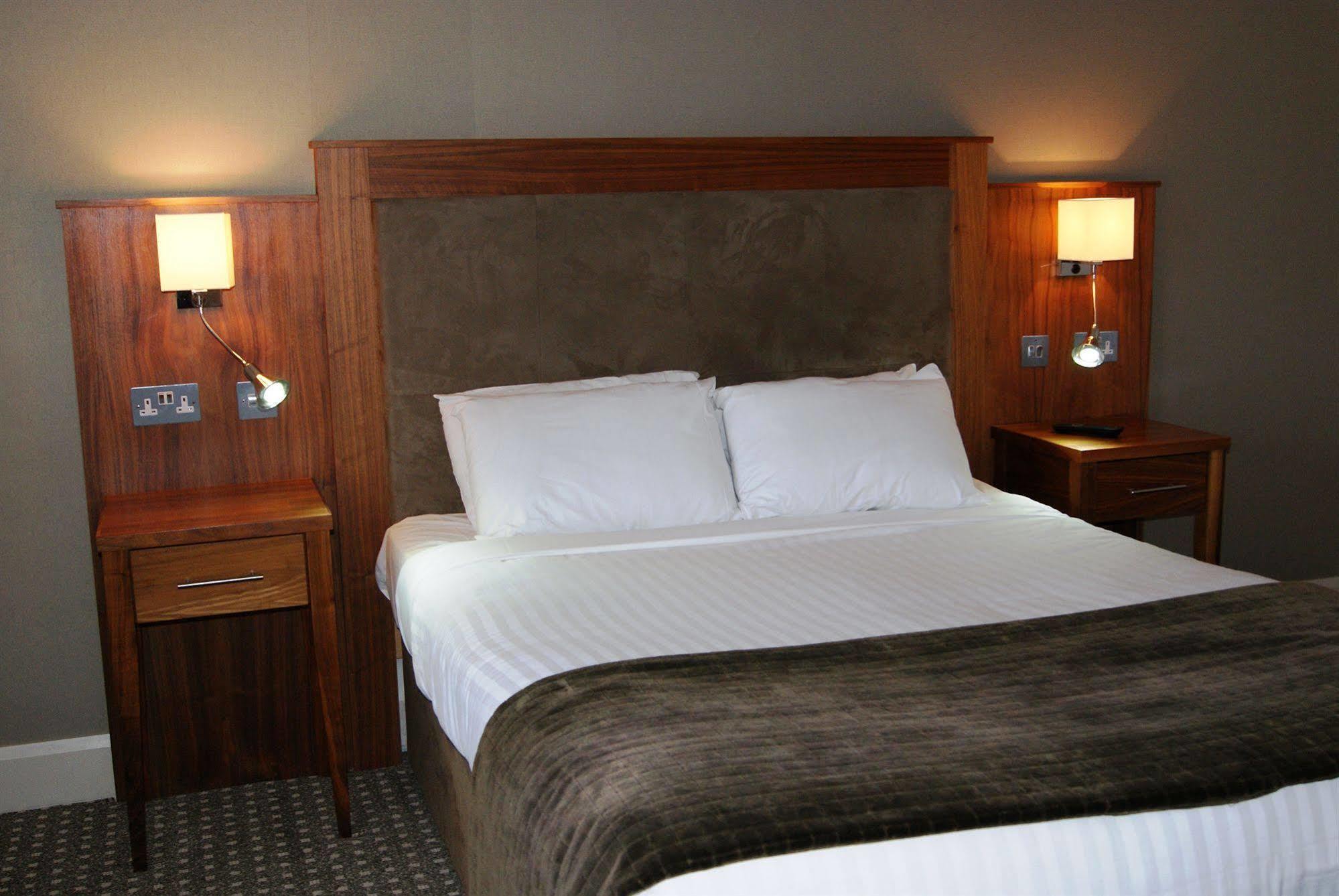 Cliffs Of Moher Hotel Liscannor Exterior photo